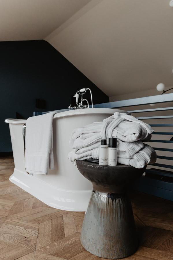 The Nox Hotel Utrecht Bagian luar foto