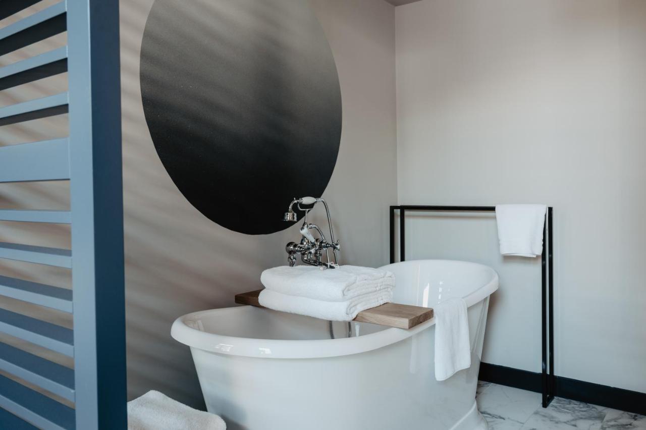 The Nox Hotel Utrecht Bagian luar foto